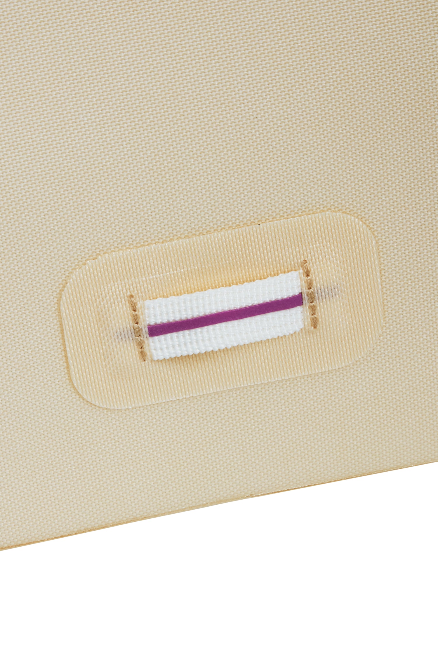 AMERICAN TOURISTER S COLOURDRY bag