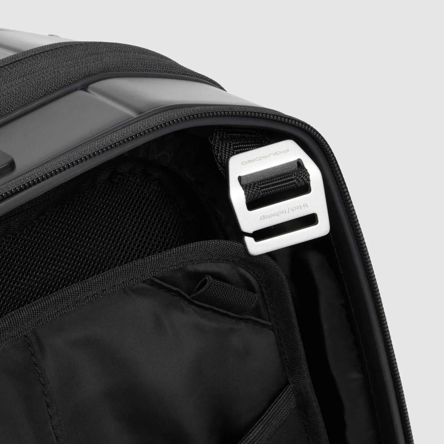 PIQUADRO Kabinenkoffer PQ LIGHT MIT TASCHE FÜR PC 15,6"