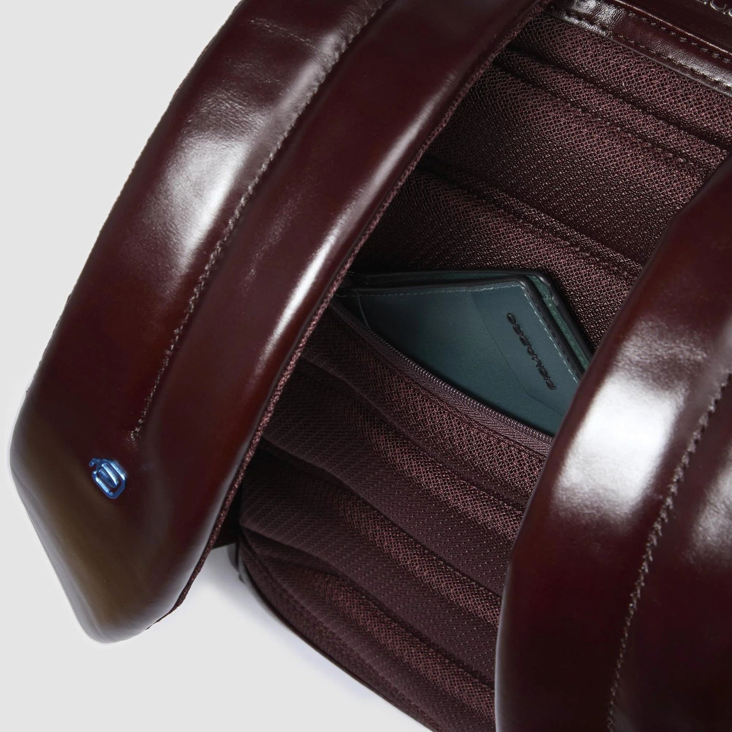 PIQUADRO MOCHILA PEQUEÑA PARA PORTÁTIL E IPAD® BLUE SQUARE