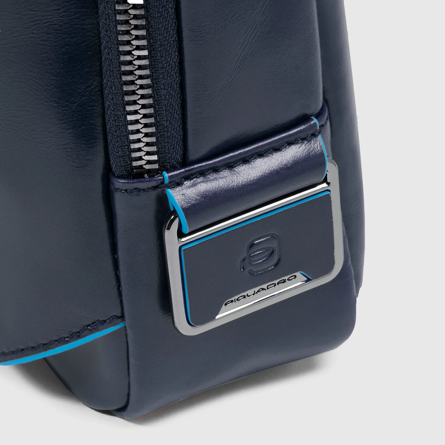 PIQUADRO BOLSO DE HOMBRE PARA IPAD MINI BLUE SQUARE