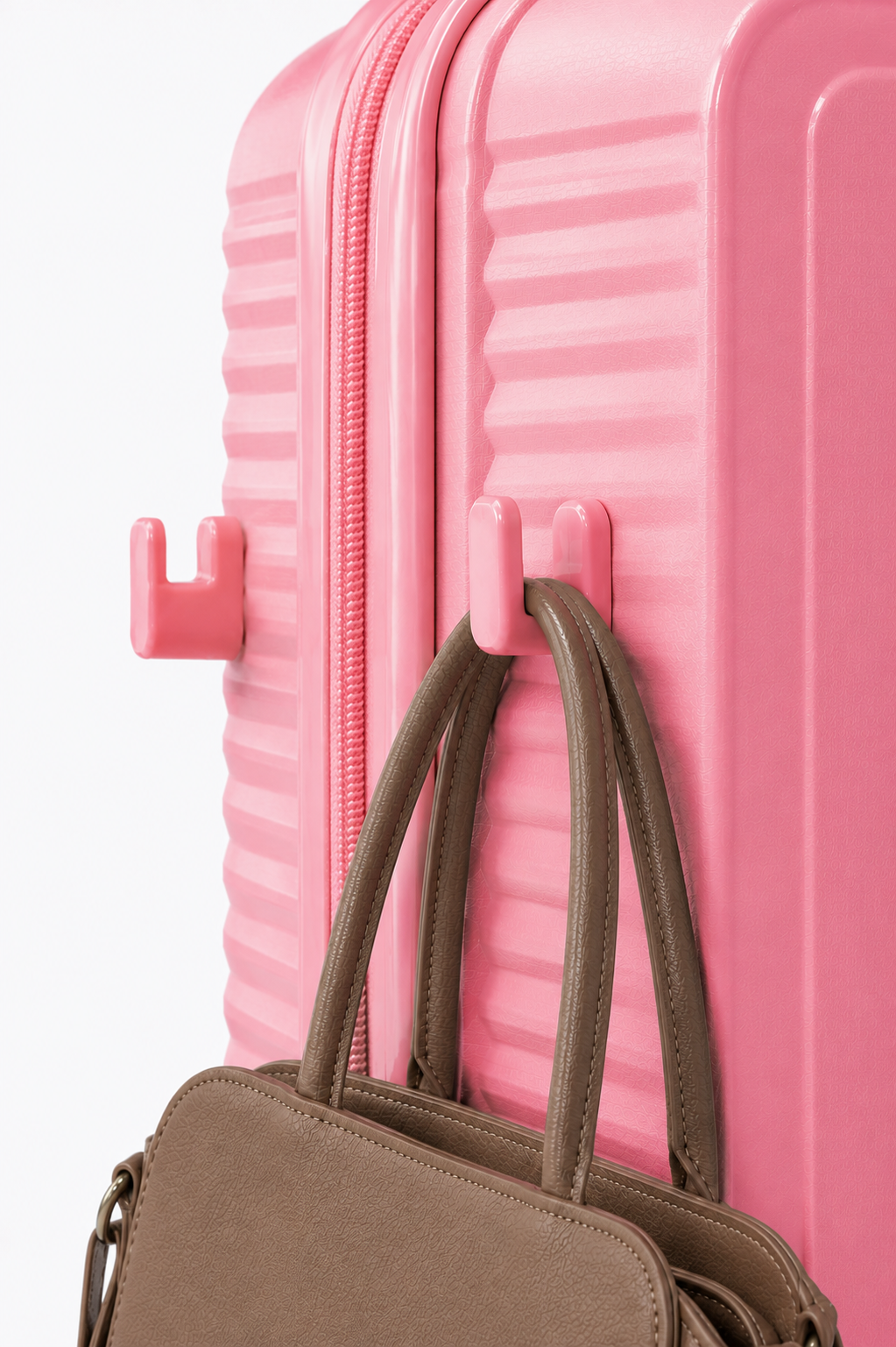 GREENWICH Medium suitcase with EXTENSIBLE ARUBA 66CM