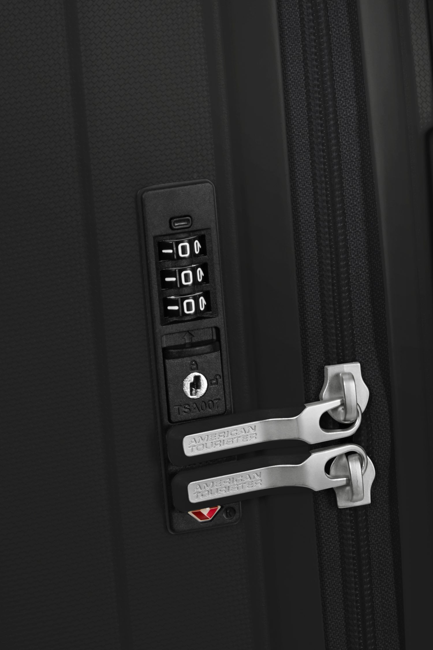 AMERICAN TOURISTER Grande valise REJOY 77cm