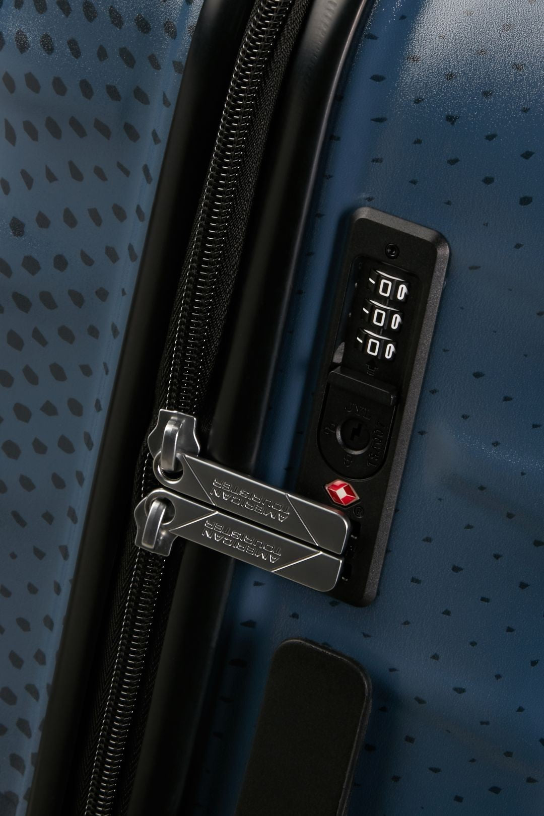 AMERICAN TOURISTER Grande valigia CAPTAIN AMERICA C WAVEBREAKER 77CM