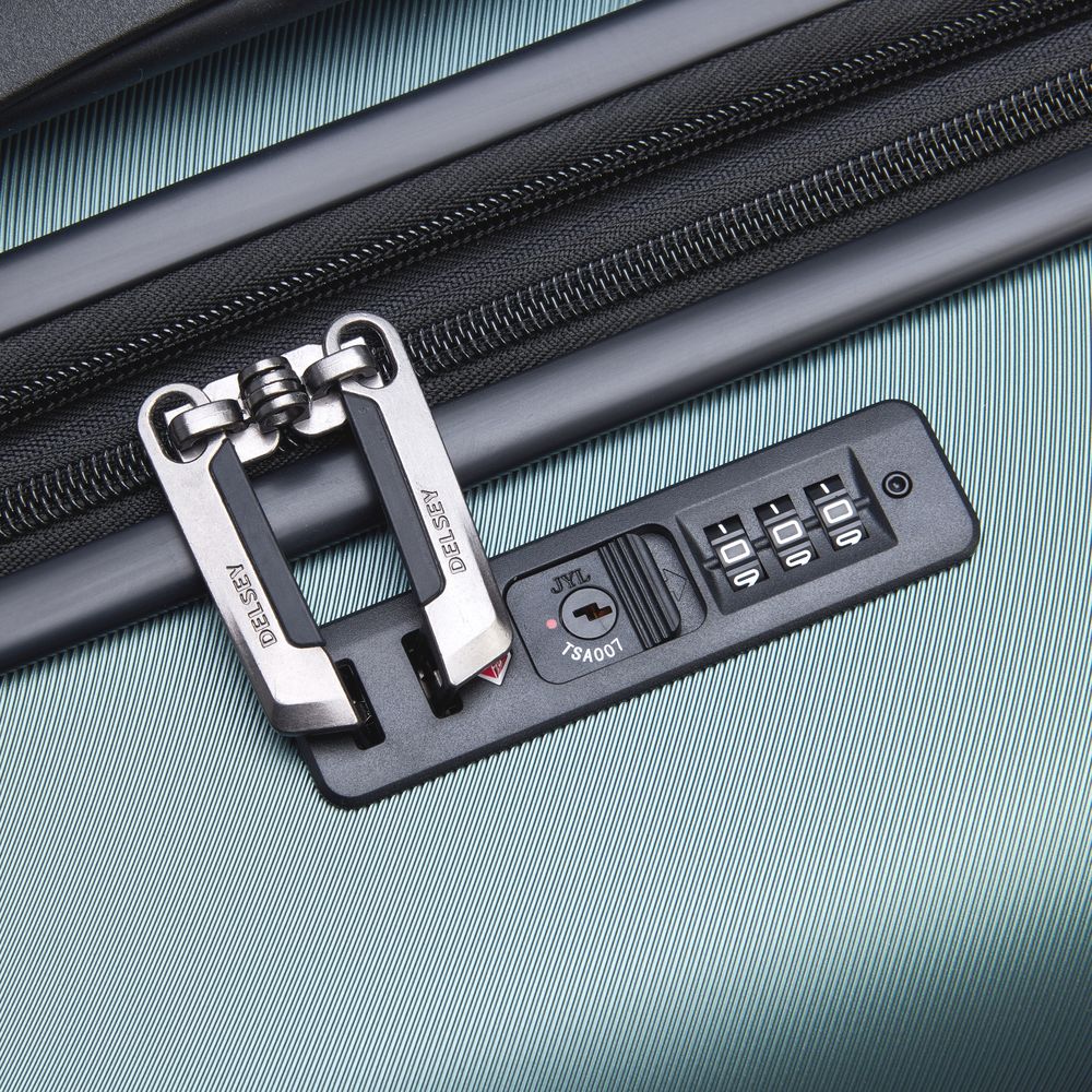 DELSEY VALISE MOYENNE AIR ARMURE RIGIDE D'UNE CAPACITÉ DE 71,22 L