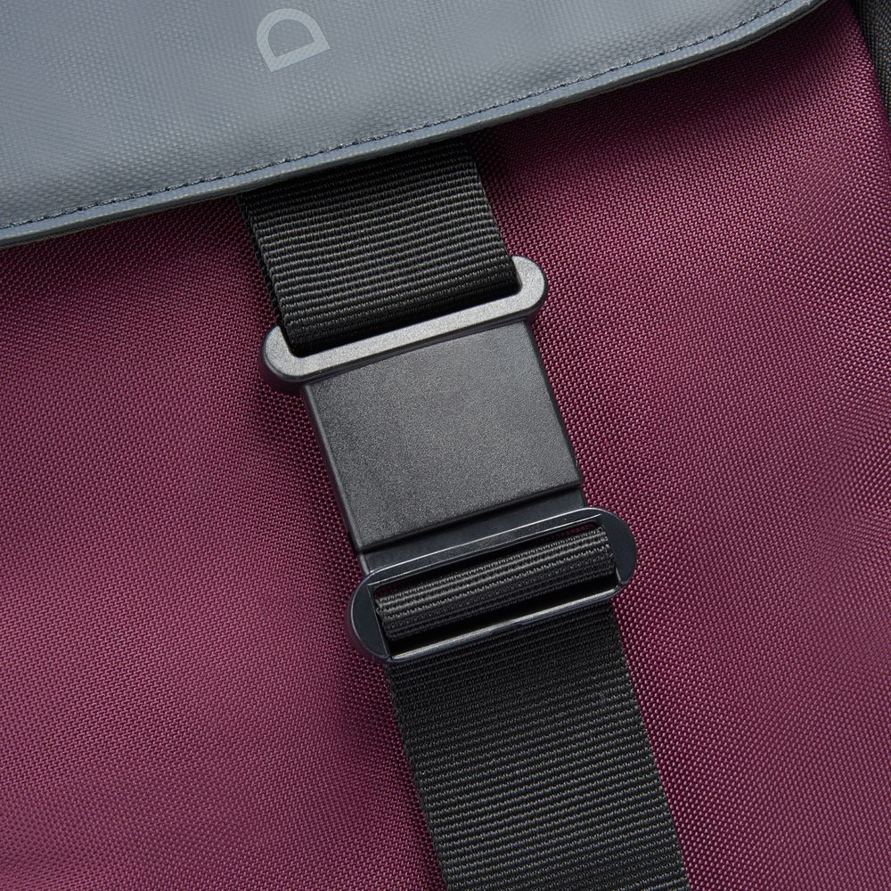 DELSEY SECURFLAP. 16" BACKPACK