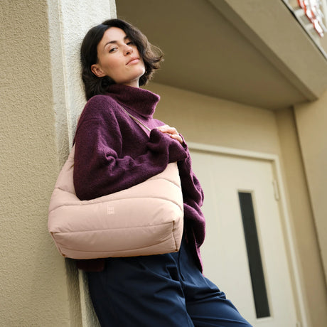 GOT BAG PUFFER SQUARE BAG LARGE MONOCHROME